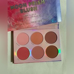 Lunar Beauty Moon Prism Blush Palette.